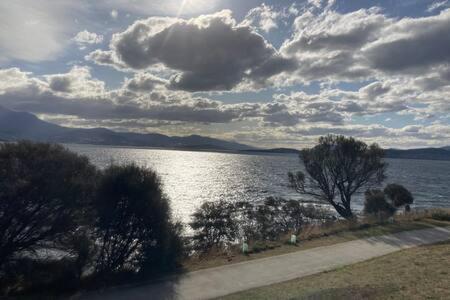 Spacious Modern Home Outstanding Views Sleeps 9 Χόμπαρτ Εξωτερικό φωτογραφία